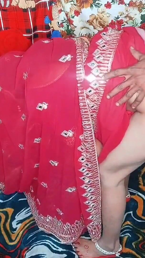 Sex with stepmother's younger sister, lifting the red saree and secretly going to the village for a wedding with the stepson, full video | Clip 1