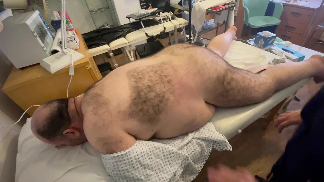 第2部分：- Matron Satana和Mr Jones