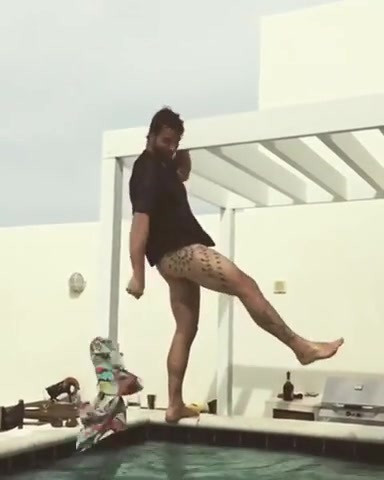 รอยสักตูด