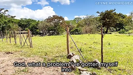 Para Için Çaresiz Olan Seksi Orta Yaşlı Seksi Kadın Çiftçi Tarafından Sikiliyor - Bakış açısı