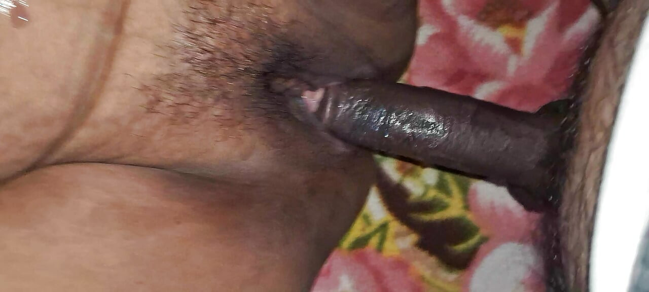 Isteri saya menggesel pepek dikongkek begitu basah