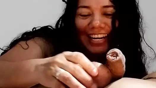 Ballbusting Blowjob porn video – Sucking Balls Wife