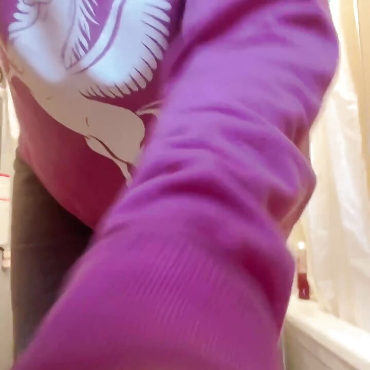 Sexy Pissing Pussy Hairy Nature