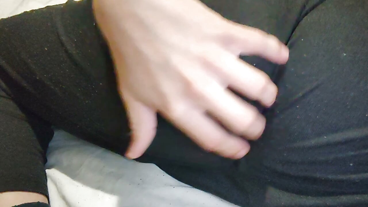 wedgie and anal plays :3