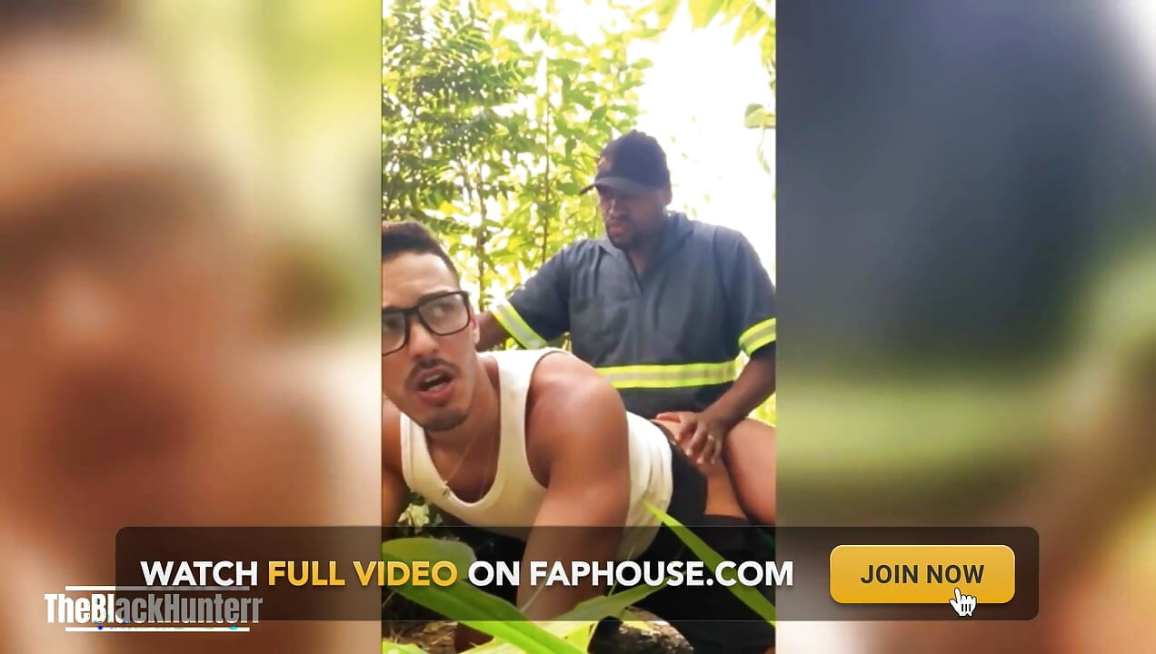 Workers Eating Colleague's Ass and Cumming in His Mouth