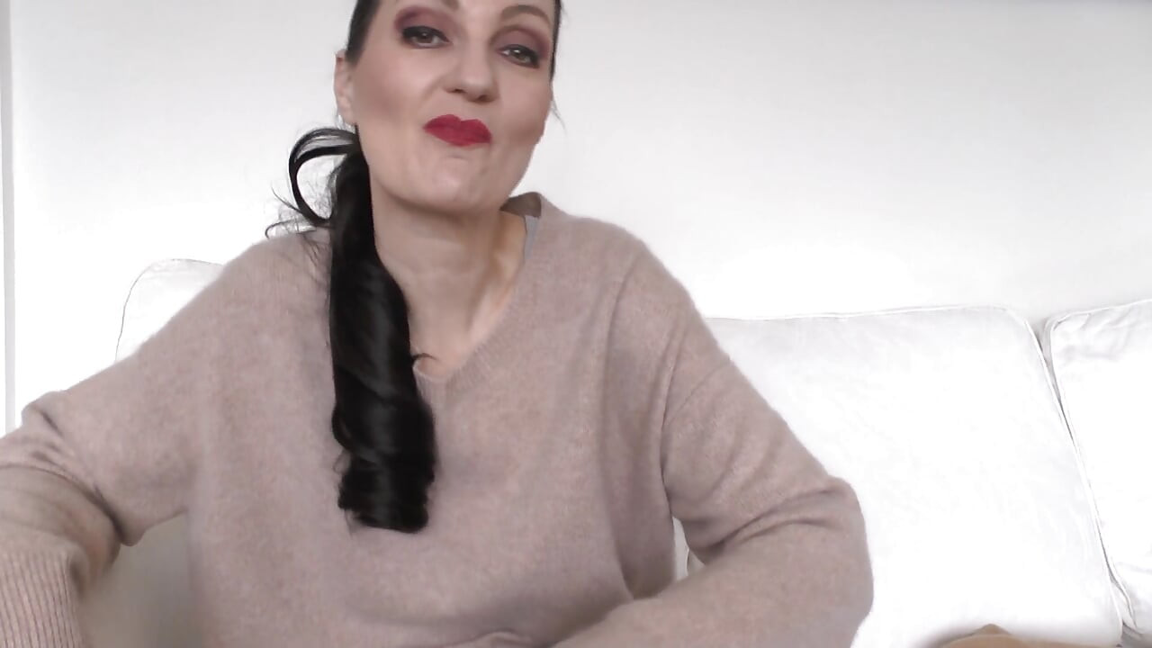 10 ημέρες πριν από το γάμο σας: Ταμπού συνάντηση - χύσε στο πουλόβερ μου, Lady Victoria Valente