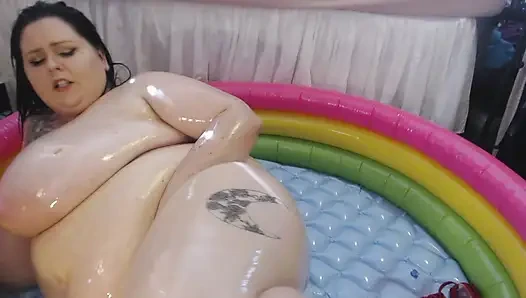 Daytona Hale Bikini Yağ Havuzu 1