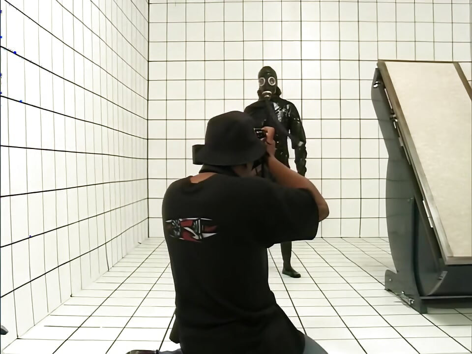 Behind the Scenes of a Fetishist Set