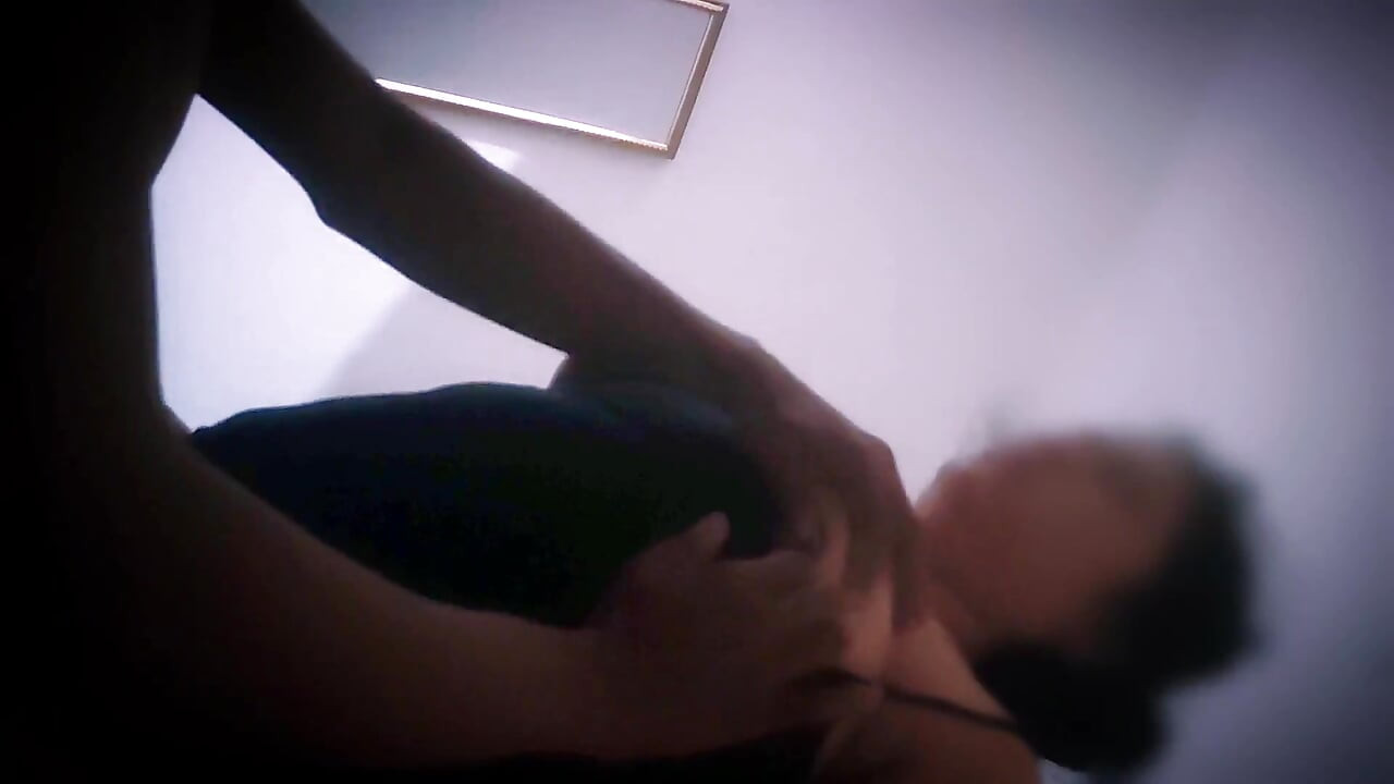 Touching the body of the aunt who was already bobo. Aunt enjoyed it.