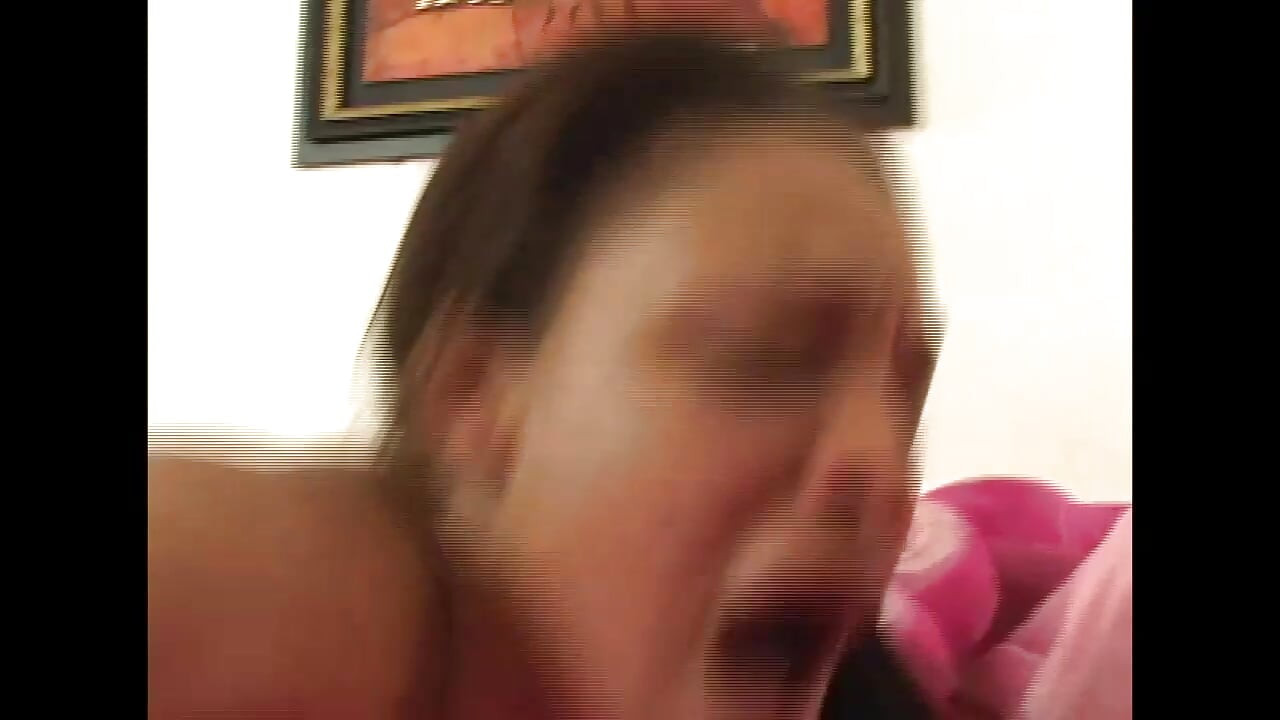 괴물 흑인 자지에 따먹히는 거유의 아름다운 라틴계 소녀