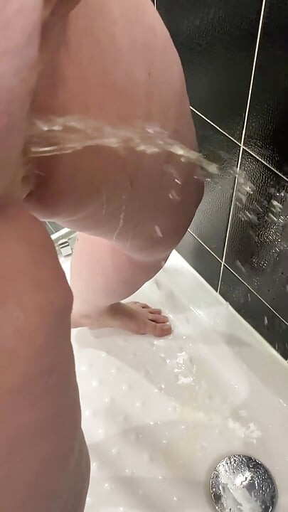 Pee in Shower