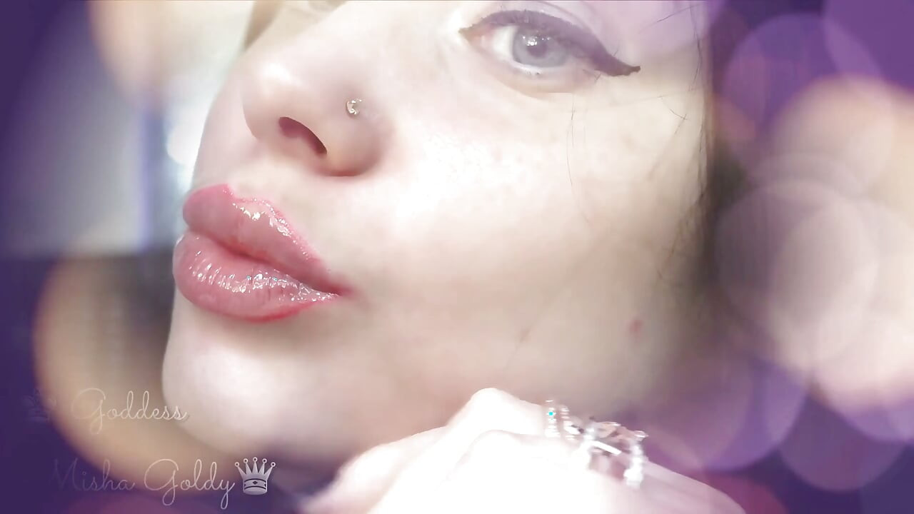 My mesmerizing smoking lips are all that you need!
