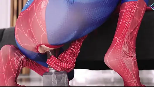 Spinnenfrau und ihre nassen, bedürftigen spinnenlöcher. Thors hammer-sahne