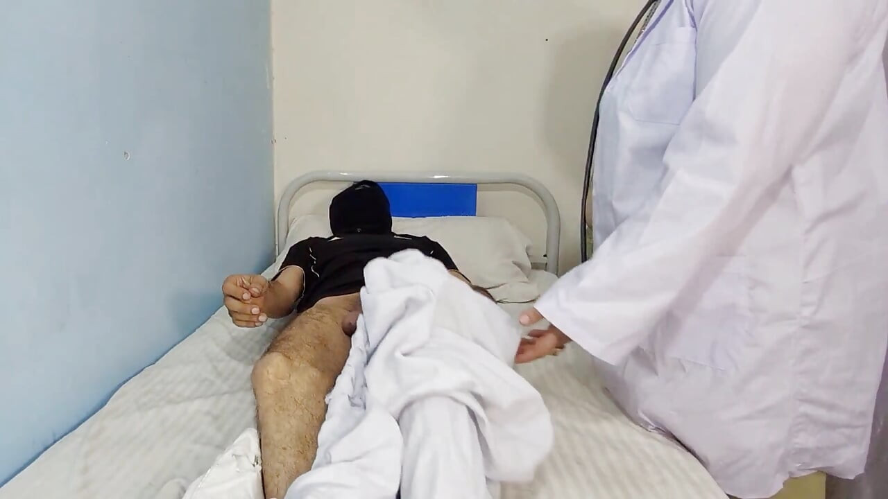 Wife Bani Doctor Uske Baad Uski Gaand Ko Chod Dala