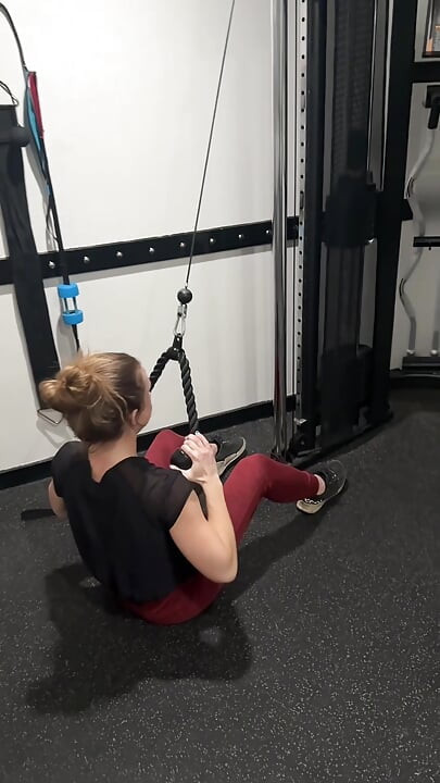 Quick Sneaky Gym Fuck! BBC Works Out Slutty MILF
