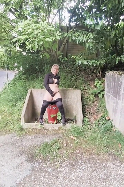 Ты Бы Не Пришёл Менять Гидрант, Да?