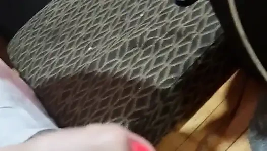 Frisches sperma für ehemann, um darüber zu sabbern