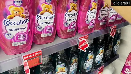 Im Laden abgeholt - wenn ich dich extra zahle, machst du, was ich sage?