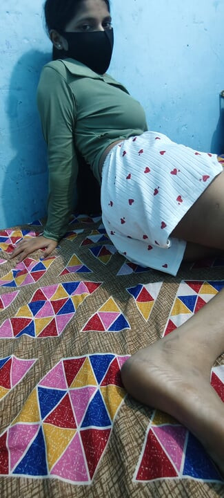 Desi hot girlfriend ki mast chudai ki