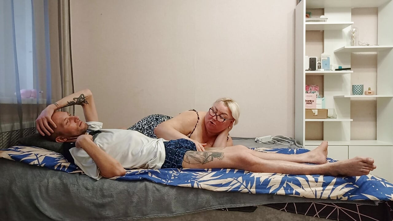 cumming from blowjob to stepmom in mouth