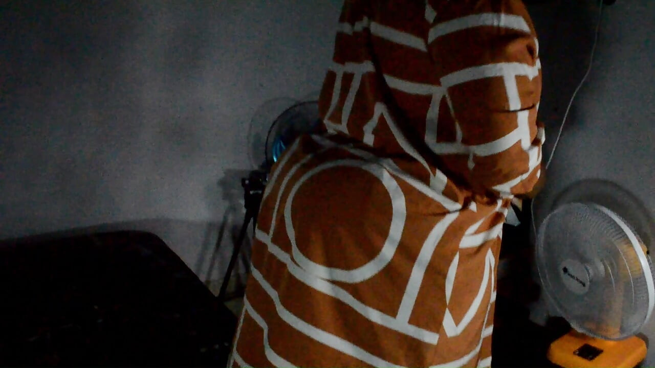 I Masturbate to the Big Ass of This BBW After Blowjob