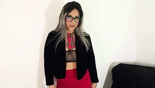 Lunabigbooty Im Schulmädchen-rollenspiel Bis Zum Orgasmus