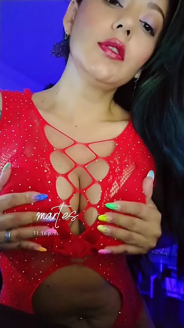 LauraToro video