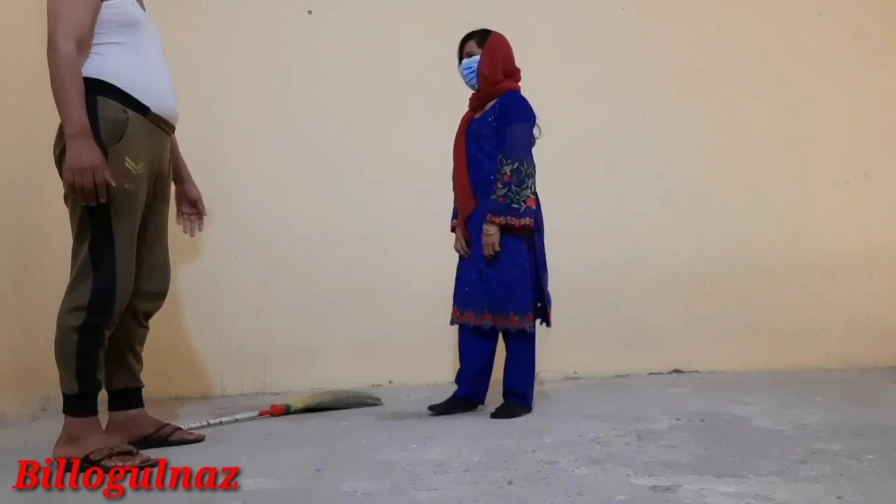 Indian kamwali maid fucked by boss, Part.1