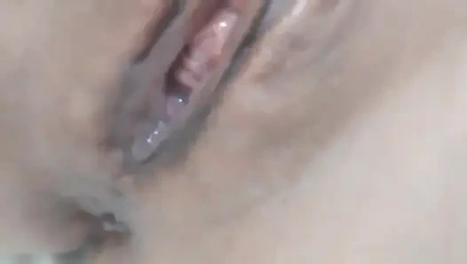 Erkek arkadaşım işteyken evde tek başıma mastürbasyon yapıyorum