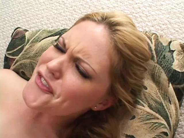 Blonde bombshell with perfect body gets fucked in the ass