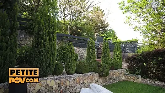 Komşun Alexa Flexy'nin anal sürprizi