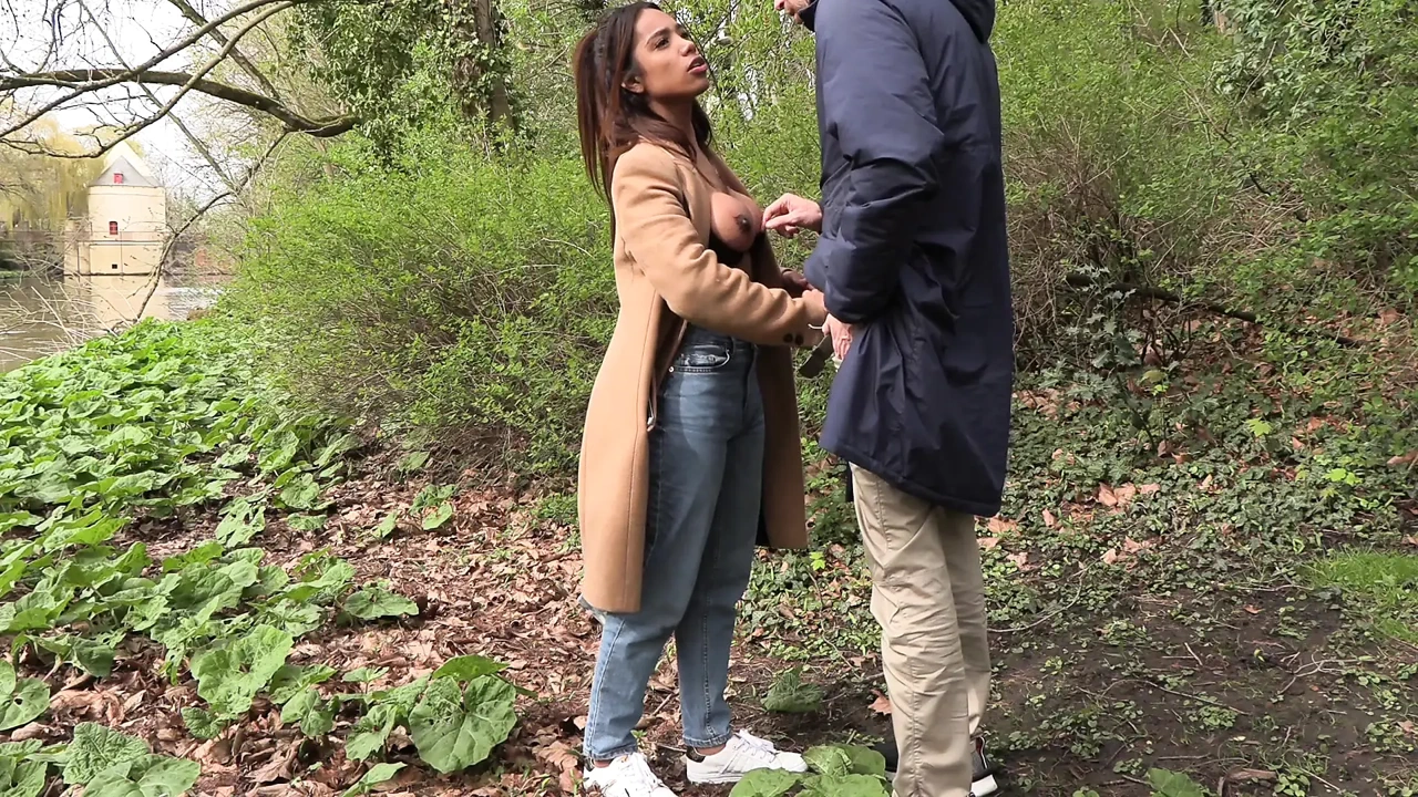 My Bitch Aleyda Sucks Me Visiting Bruges