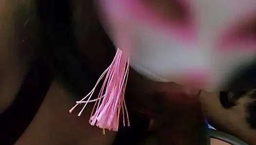 Pakai mulutku kayak kamu ngentot memekku