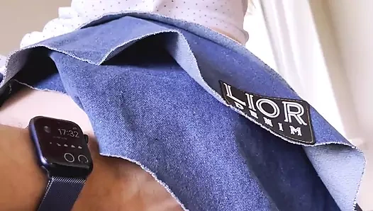 BOSS BENUTZTE SEINE SEKRETÄRIN ALS SEXPUPPE UND FÜLLTE IHREN ARSCH MIT SPERMA