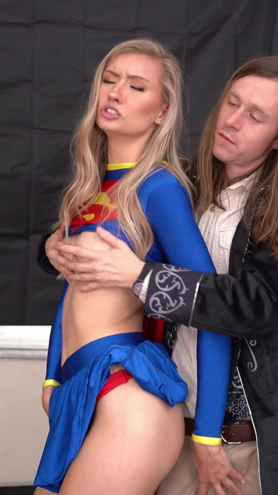 Supergirl rosa kriptonita XXX