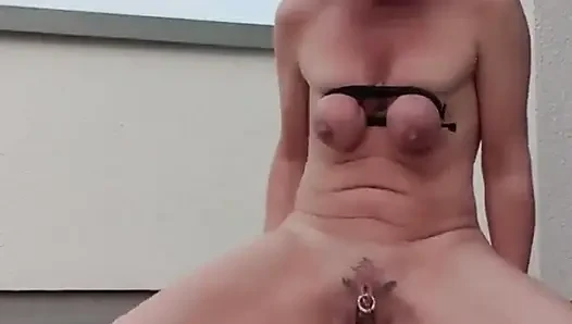 Squirt dibawa dengan listrik