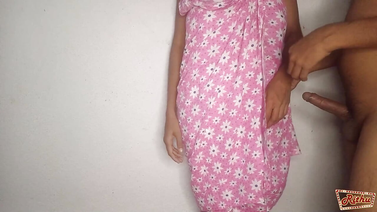 Sri Lankan Beautiful Village Girl Fuck On My Room