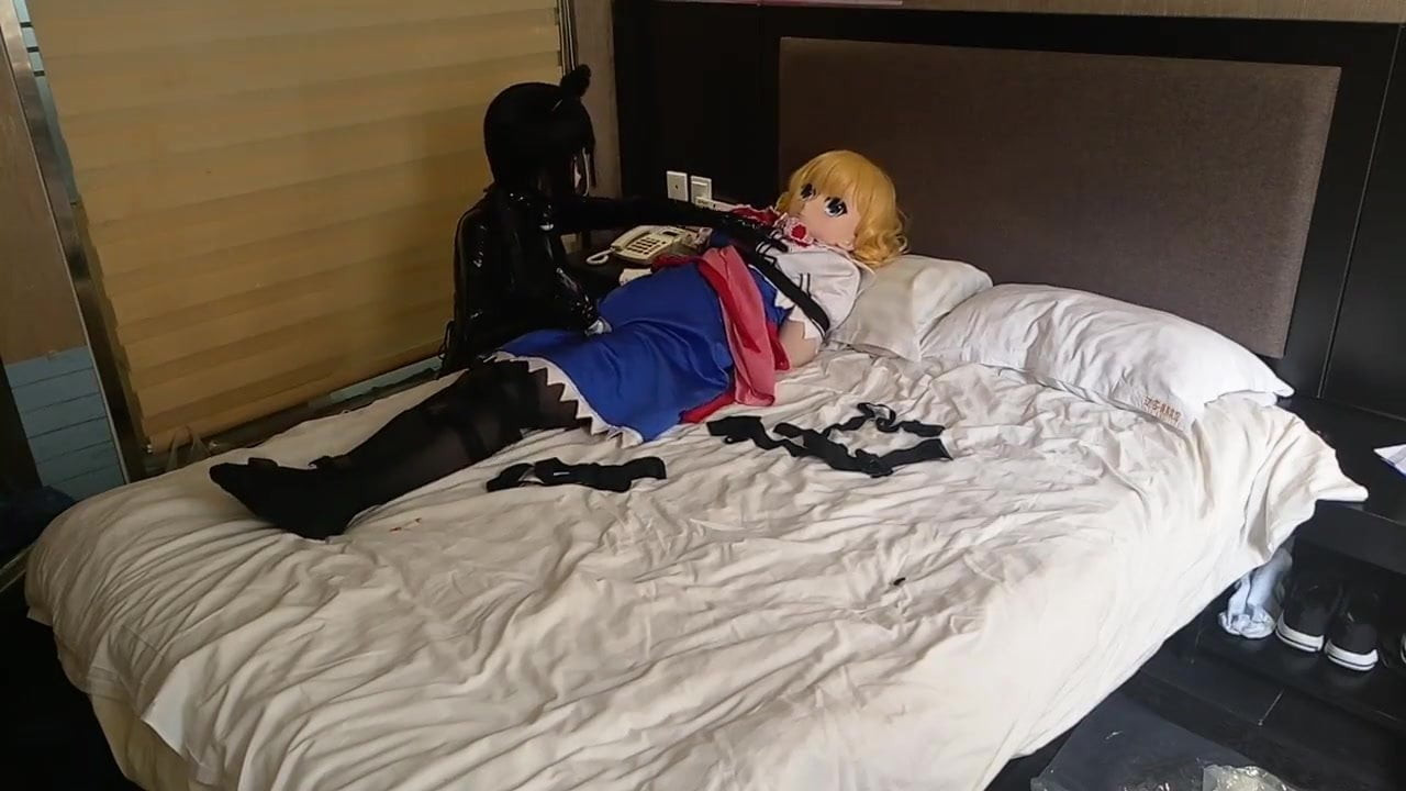 kigurumi bondage breathplay