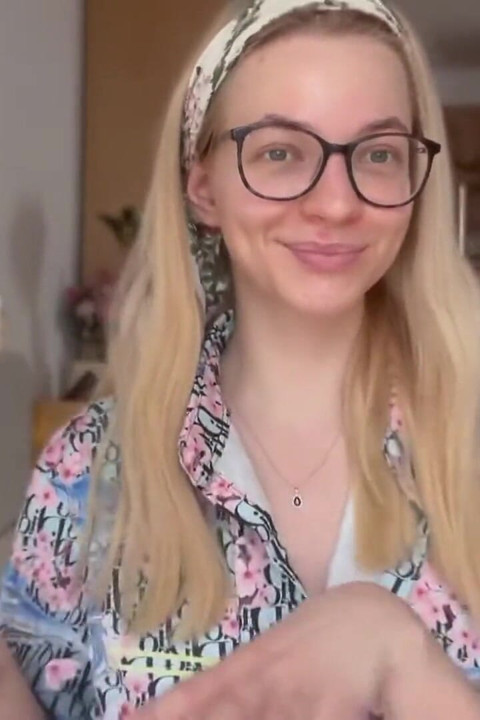 Paypig vivant avec 30 $ par mois après que je l’ai rincé à sec