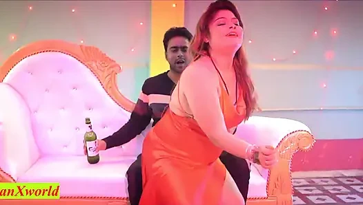 Bos kantor ngentot pacarku yang cantik! Indian Boss Sex