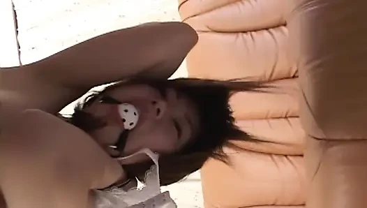 Çok yaramaz Japon bebek