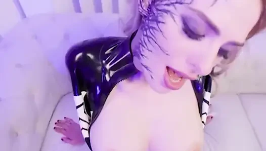 Vrcosplayx mina von d senin için boşalıyor eddie bölüm 3