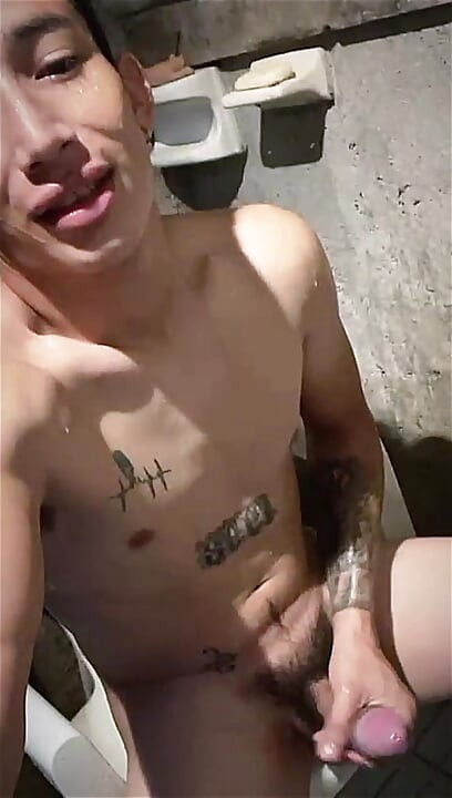 Again the Mayate of My Neighbor Shows Me What I'm Going to Eat