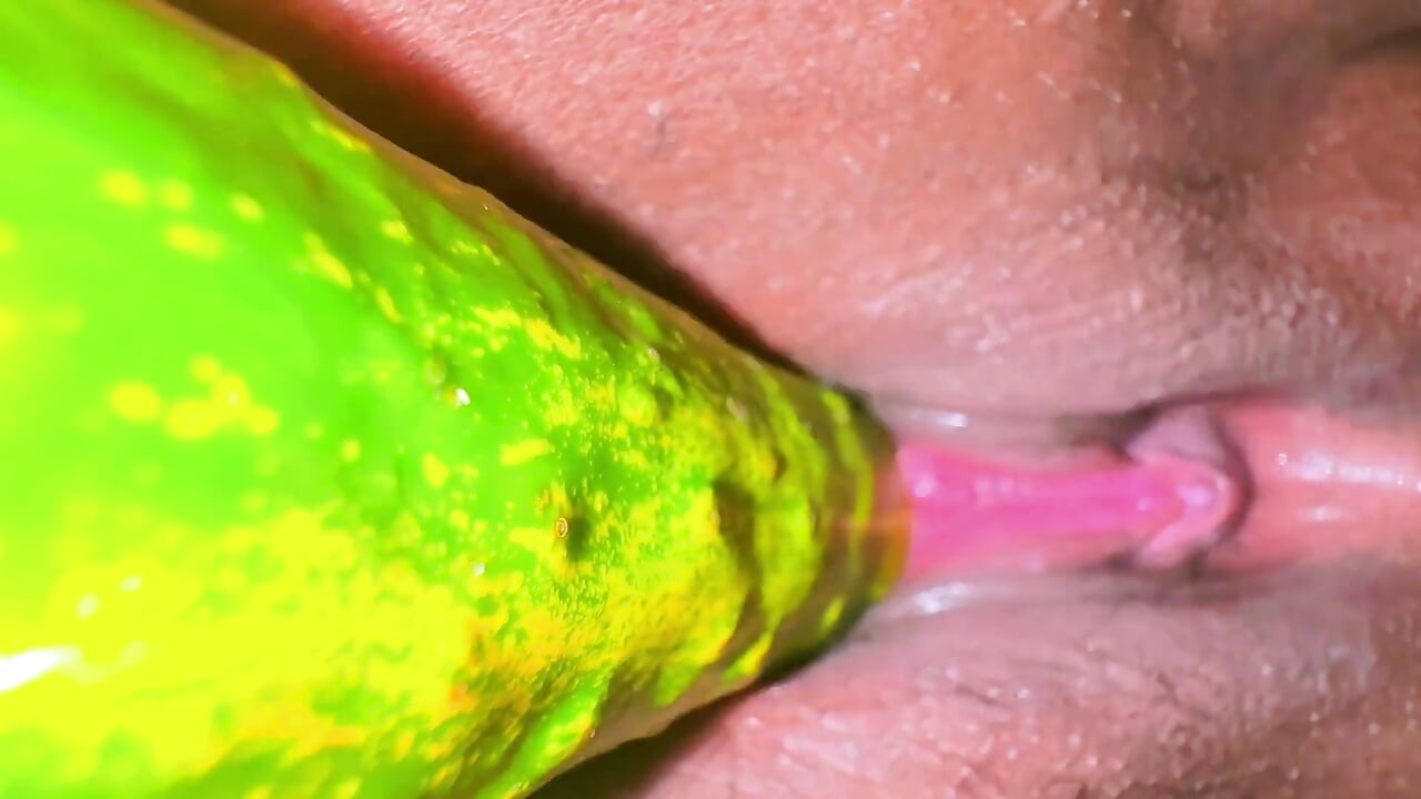 A Big Cucumber Stretches My Juicy Tight Pussy & Make Me Supper Horny, Its Like Real Fucking Feeling