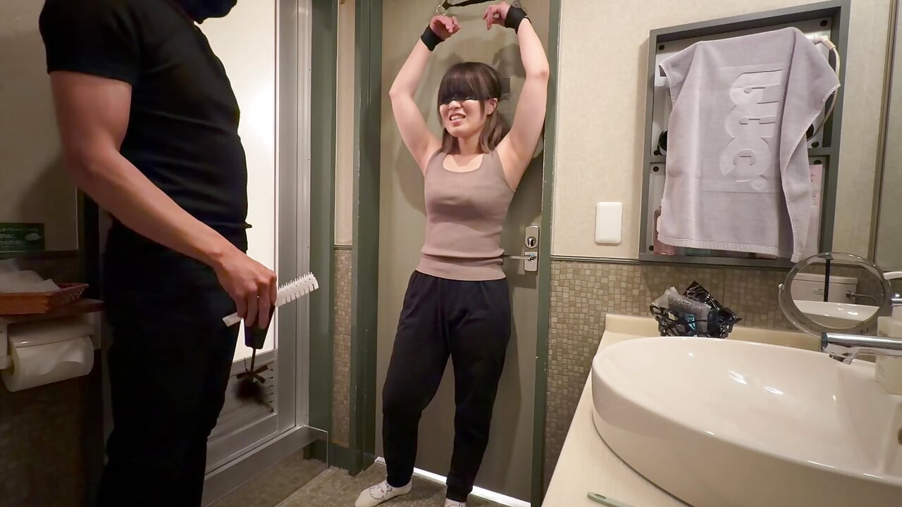 Tickled a married woman: Clothed edition