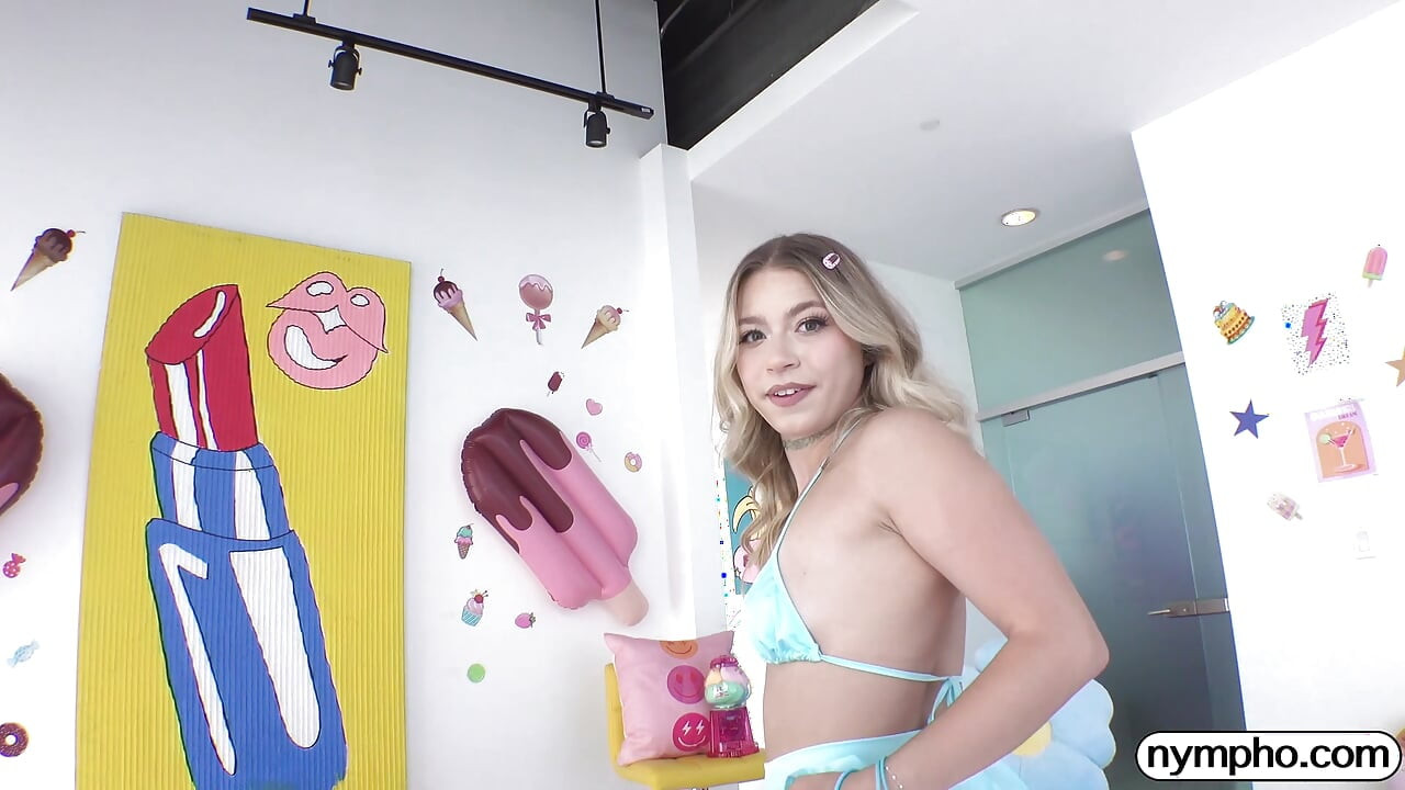 Nimfomană Păstrarea Summer Kline ejaculând