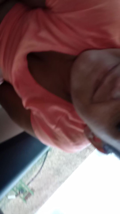 Love to give daddy car head