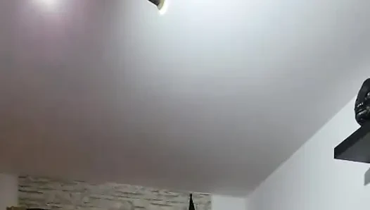 Pijat kaki dan tendangan