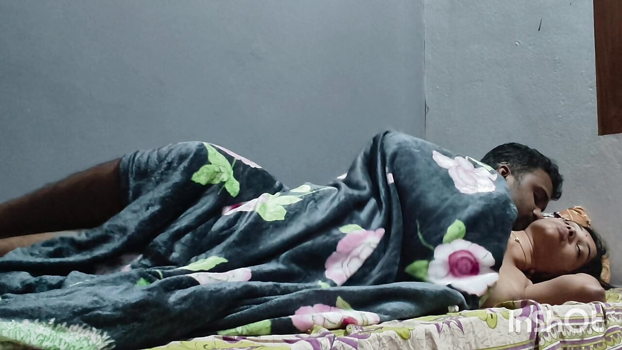 Night Sex with Wife Mallu