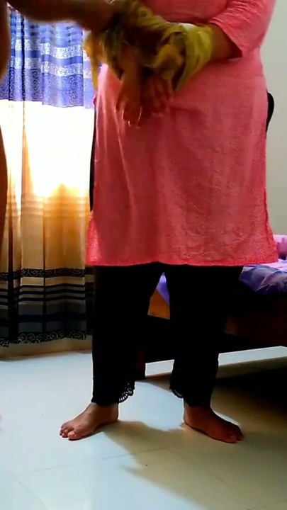 Moti Gand Vali Tutor Teacher Ko Jabardas hat badkar Choda - Student Fucks Hot Female Teacher | Clip 1